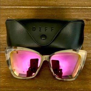 DIFF Becky II Sunglasses
